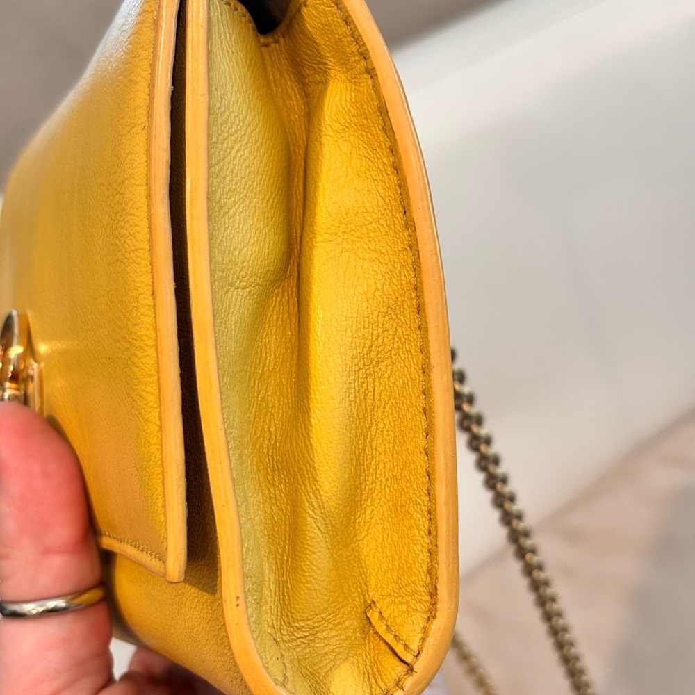 Salvatore Ferragamo Gancini Yellow Leather Flap Chain Shoulder / Crossbody Bag - Picture 6 of 15